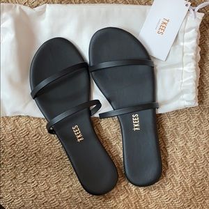 TKEES Gemma Sandal Size 6